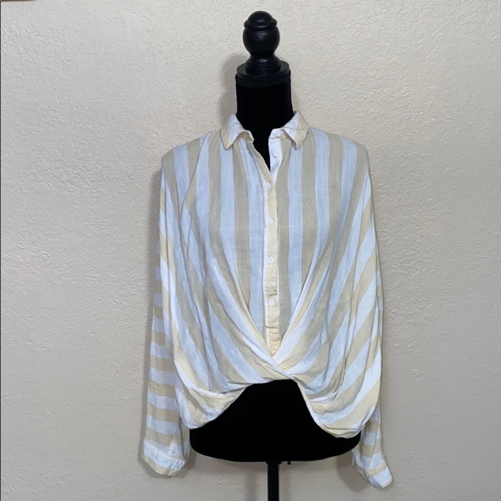 Umgee Top - Picture 3 of 5